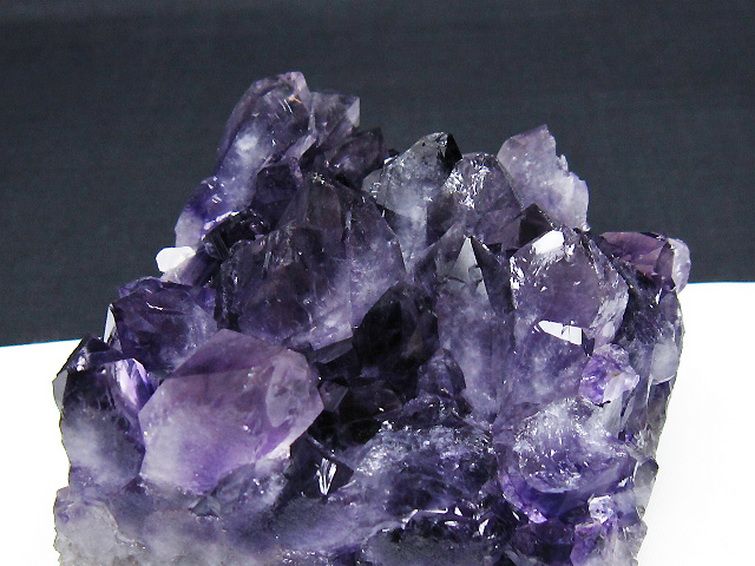 アメジストクラスター ウルグアイ産 t614-9524の説明 - 通販 - Yahoo