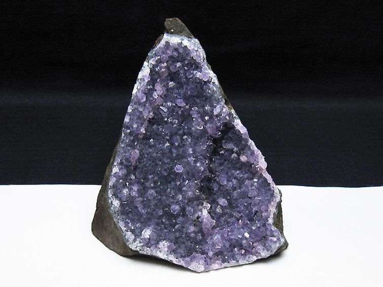 ウルグアイ産 アメジストクラスター [t614-9562] 1枚目