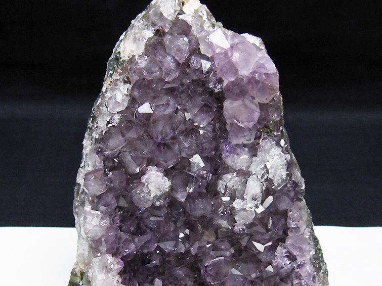 ウルグアイ産 アメジストクラスター [t614-9565]