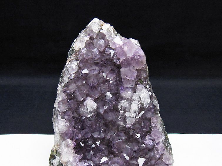 ウルグアイ産 アメジストクラスター [t614-9565]