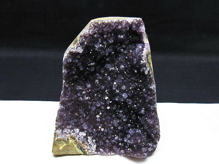 ウルグアイ産 アメジストクラスター [t614-9620]