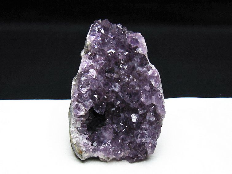 ウルグアイ産 アメジストクラスター [t614-9659] 1枚目