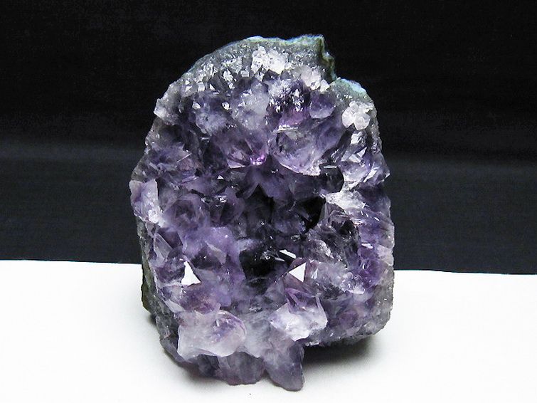 ウルグアイ産 アメジストクラスター [t614-9706] 1枚目