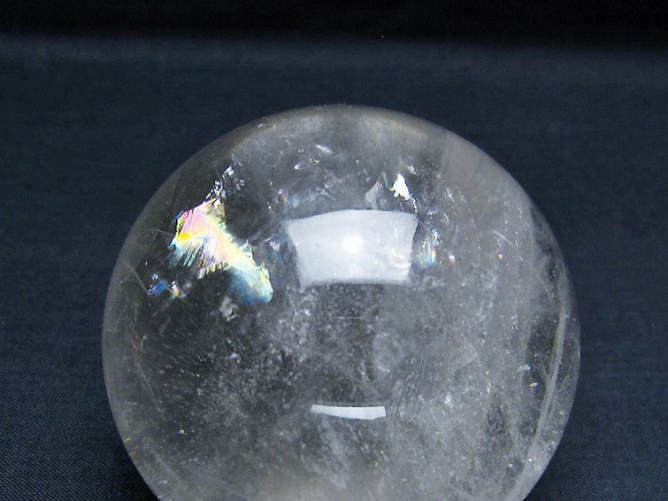 1点物 丸玉 ヒマラヤ水晶 レインボー入り 91mm玉/1.1kg【台付】浄化