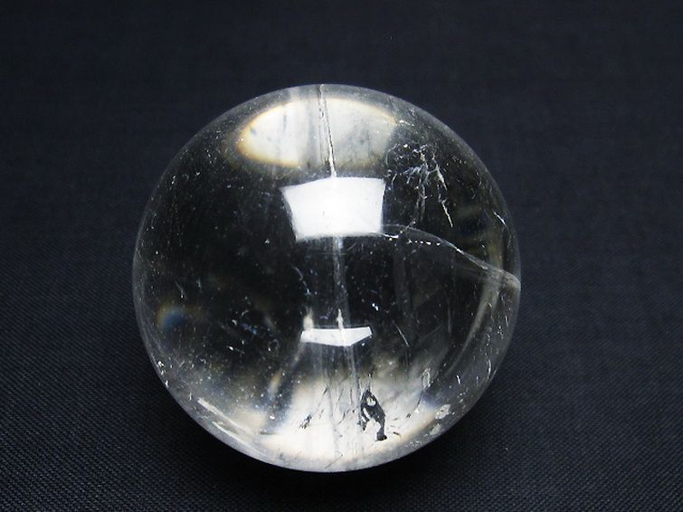 ヒマラヤ水晶 丸玉 43mm [T62-15754] 1枚目