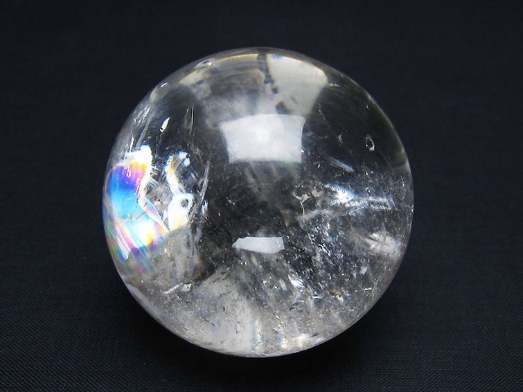 虹入り ヒマラヤ水晶 丸玉 53mm [t62-16280] 2枚目