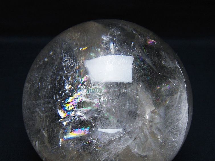 1.1Kg 虹入り ヒマラヤ水晶 丸玉 92mm [t62-16328] 2枚目