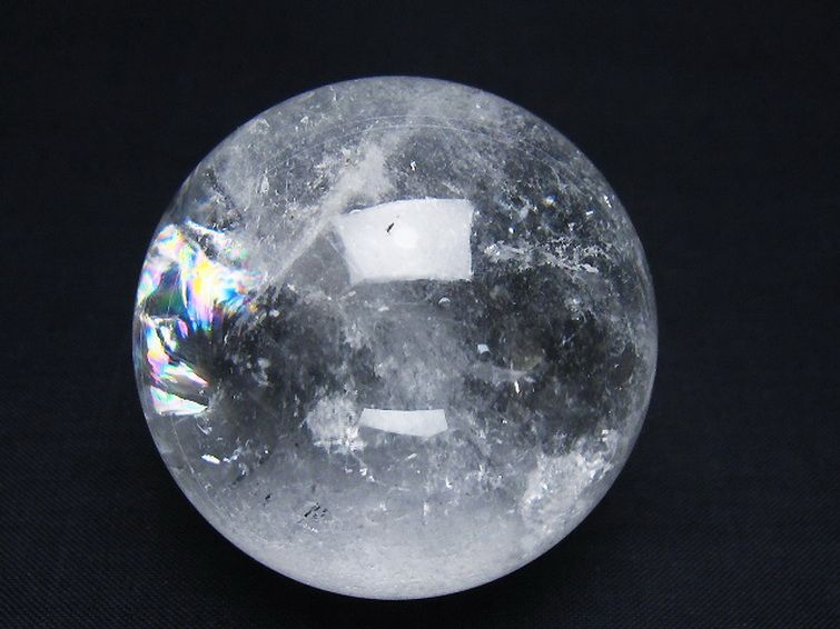 虹入り ヒマラヤ水晶 丸玉 51mm [t62-16455] 2枚目