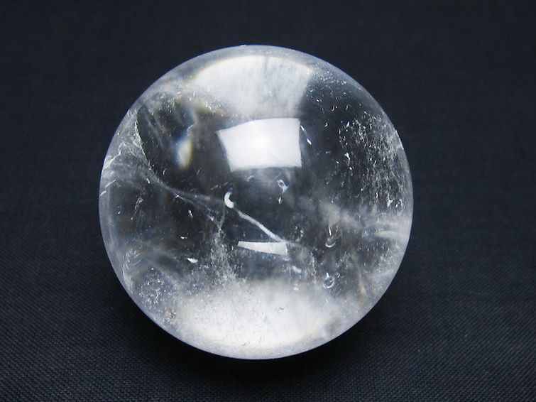 ヒマラヤ水晶 丸玉 43mm [t62-16601] 1枚目