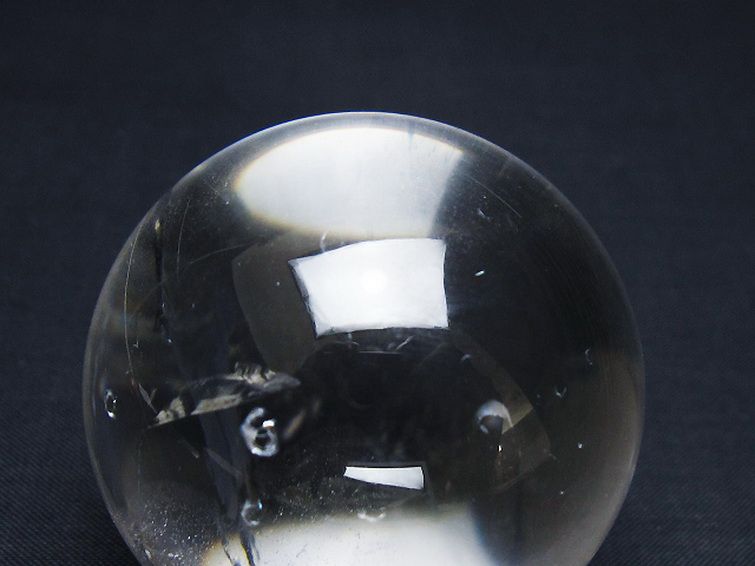 ヒマラヤ水晶 丸玉 53mm [t62-16620] 2枚目