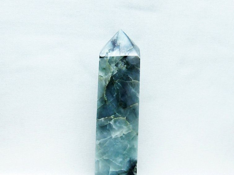 エメラルド 四角柱 ポリッシュポイント [t624-2526] 2枚目