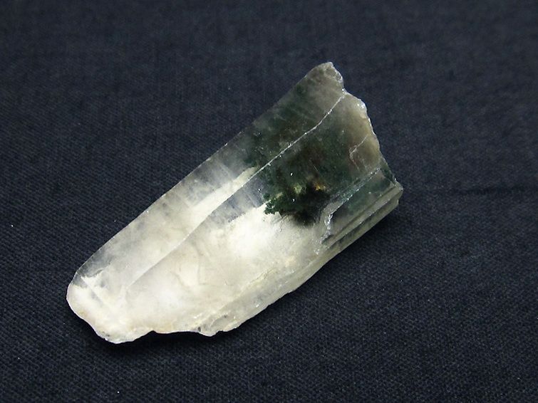 ガーデン水晶 原石[T626-1210] 2枚目