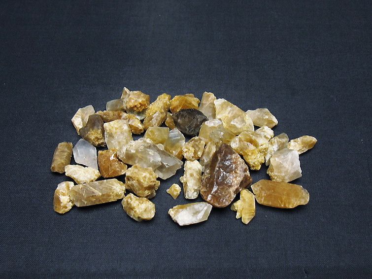 ルチル入り 水晶 原石[T626-1520] 1枚目