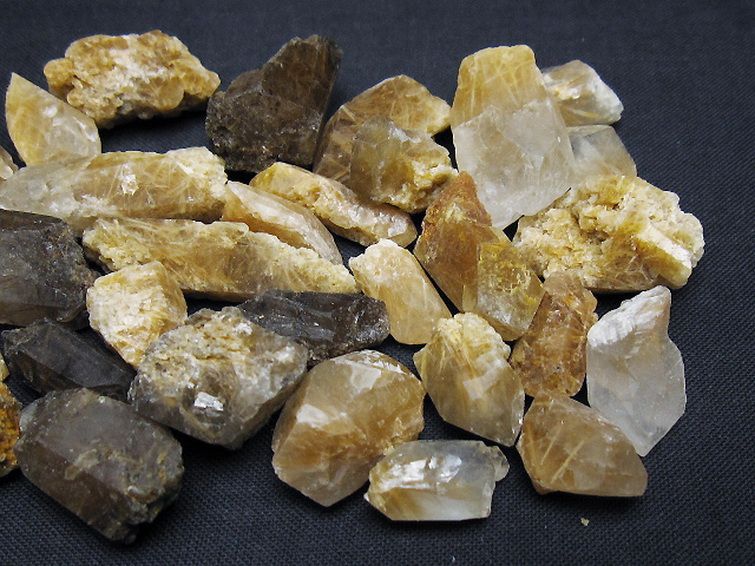 ルチル入り 水晶 原石 [t626-1559] 2枚目