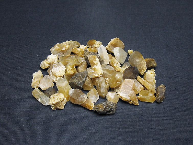 ルチル入り 水晶 原石[T626-1571] 1枚目