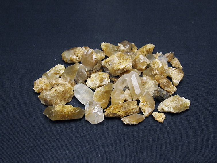 ルチル入り 水晶 原石 [t626-1577] 1枚目