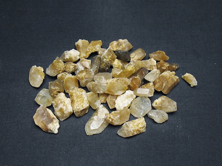 ルチル入り 水晶 原石[T626-1589] 1枚目