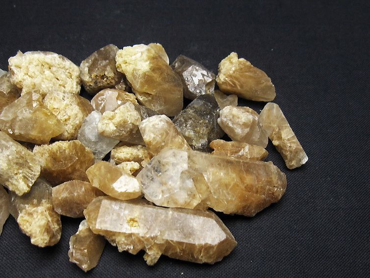 ルチル入り 水晶 原石 [t626-1646] 3枚目