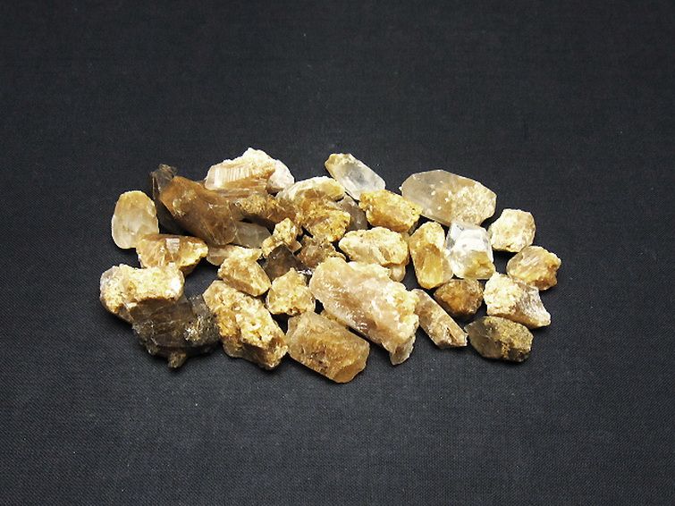 ルチル入り 水晶 原石 [t626-1651] 1枚目