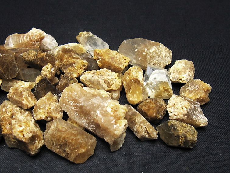 ルチル入り 水晶 原石 [t626-1651] 3枚目