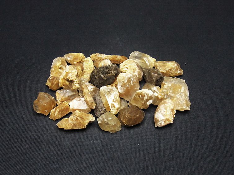 ルチル入り 水晶 原石 [t626-1661] 1枚目