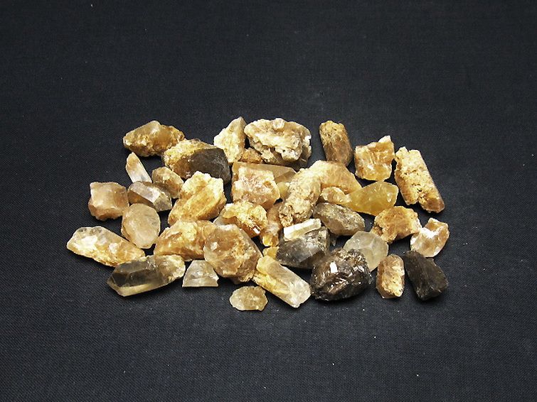 ルチル入り 水晶 原石 [t626-1665] 1枚目