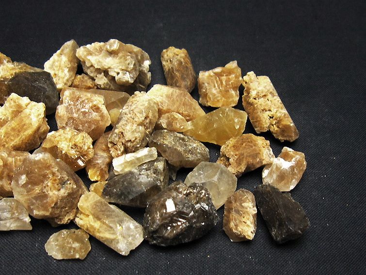 ルチル入り 水晶 原石 [t626-1665] 3枚目