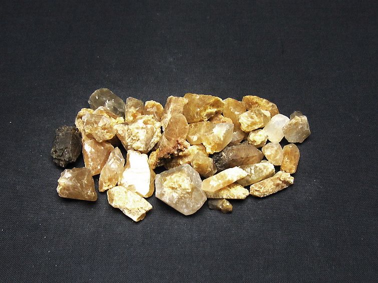 ルチル入り 水晶 原石 [t626-1668] 1枚目