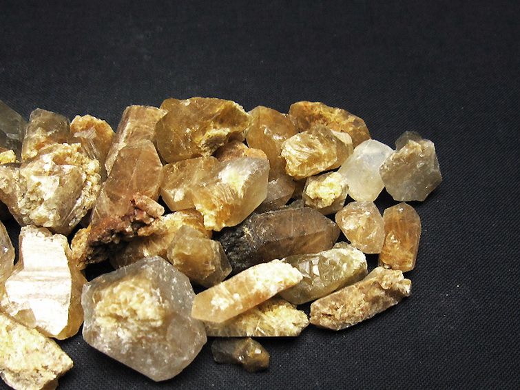 ルチル入り 水晶 原石 [t626-1668] 3枚目