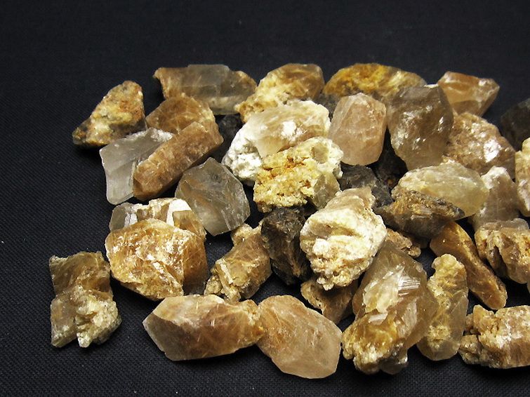 ルチル入り 水晶 原石 [t626-1673] 2枚目