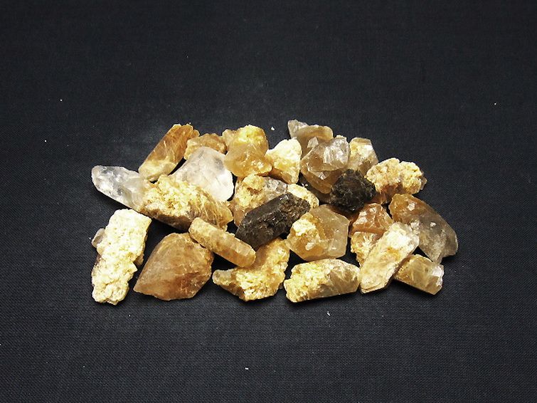 ルチル入り 水晶 原石 [t626-1680] 1枚目