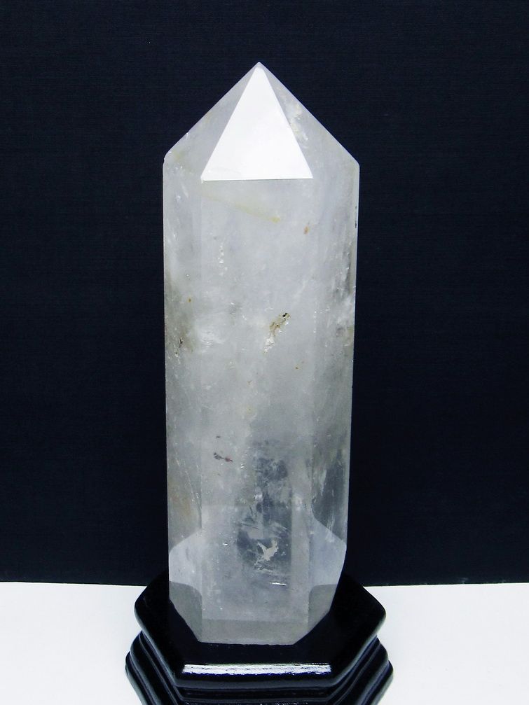 1.7Kg 虹入り ヒマラヤ水晶 六角柱 [t627-7013] 1枚目