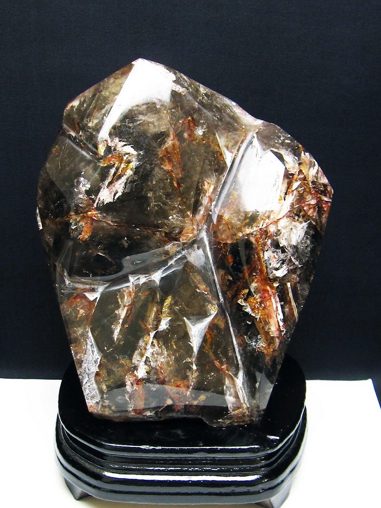 4.8Kg スーパーセブン水晶 六角柱 [t627-7059] 1枚目