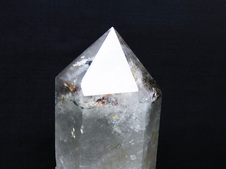 1.7Kg 虹入り ガーデン水晶ヒマラヤ水晶 六角柱 [t627-7159] 2枚目