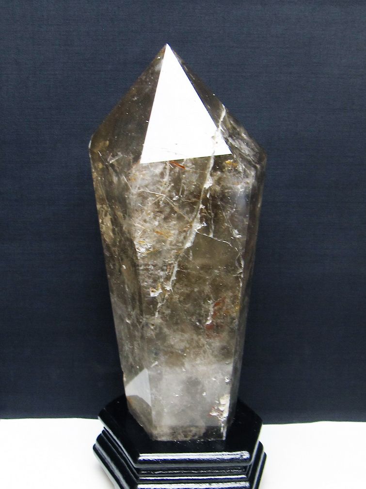 2.7Kg ライトニング水晶トルマリンルチル 六角柱 [t627-7161] 1枚目