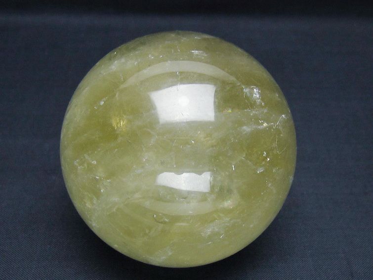 シトリン水晶 丸玉 70mm [t63-8036] 1枚目