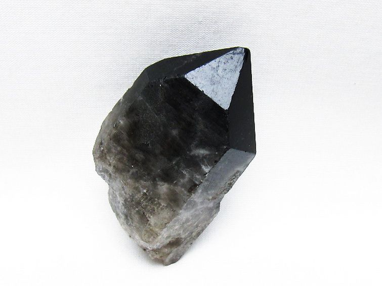 ブラジル産 モリオン 純天然 黒水晶 原石[t633-2148]