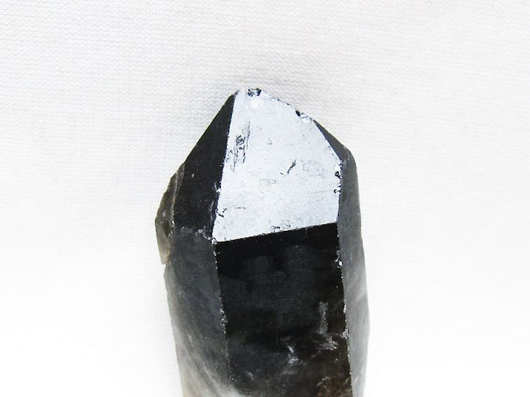 ブラジル産 モリオン 純天然 黒水晶 原石 [t633-2309]