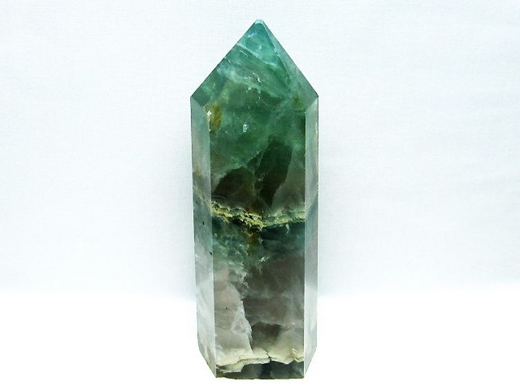 1.5Kg フローライト 六角柱[T634-5131] 1枚目