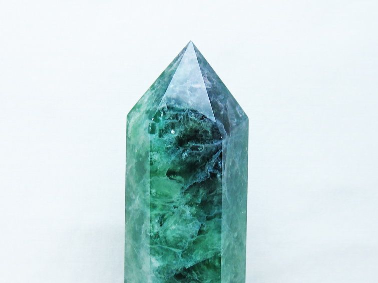 1.3Kg フローライト 六角柱[T634-5462] 2枚目