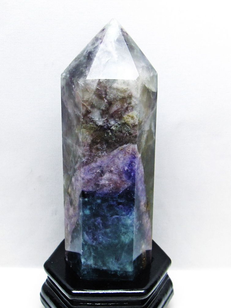 1.8Kg フローライト 六角柱 [t634-5561] 1枚目