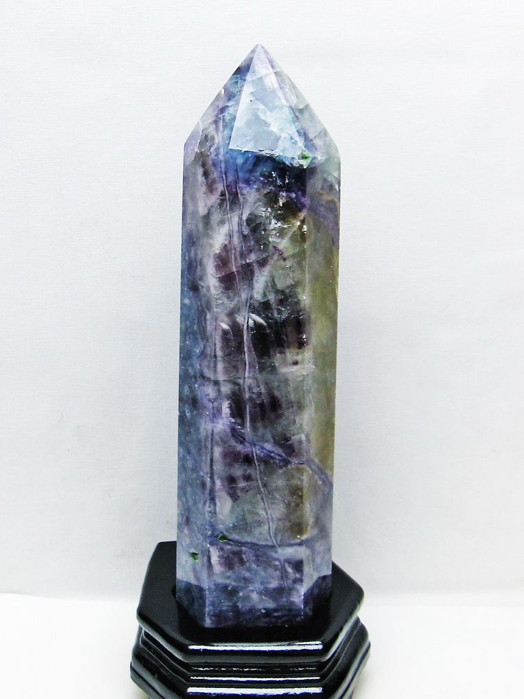 2Kg フローライト 六角柱 [t634-5594] 1枚目