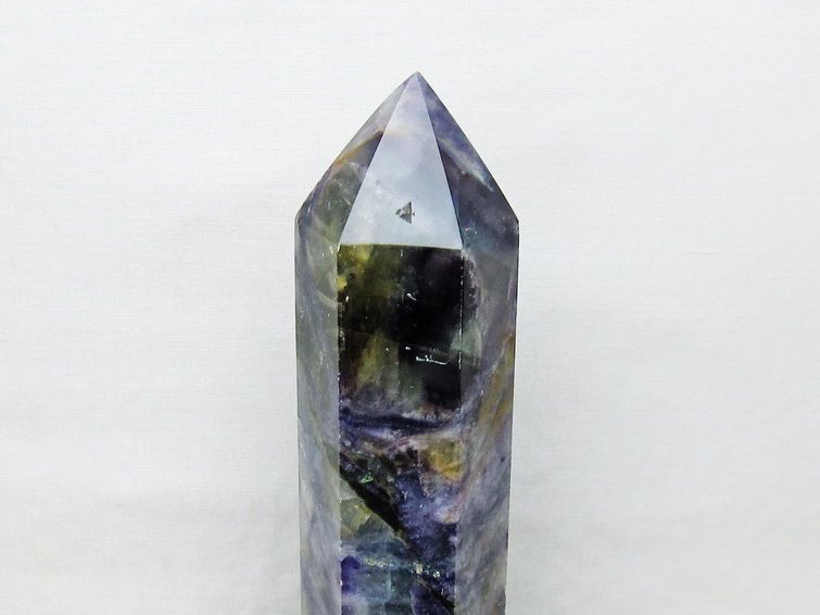 1.3Kg フローライト 六角柱 [t634-5641] 2枚目