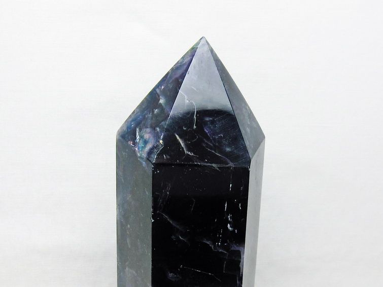 2Kg フローライト 六角柱 [t634-5666] 3枚目