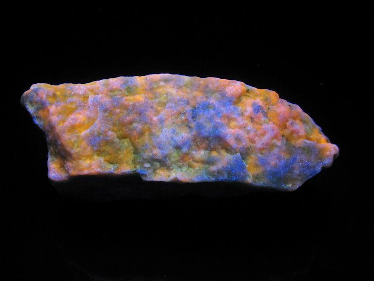 ハックマナイト 原石[T636-1632] 1枚目