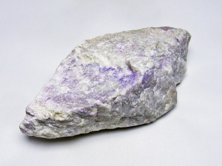 ハックマナイト 原石[T636-1808] 3枚目