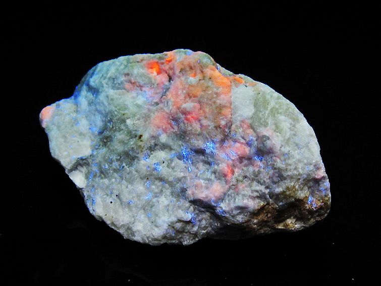 ハックマナイト 原石[T636-2075] 1枚目