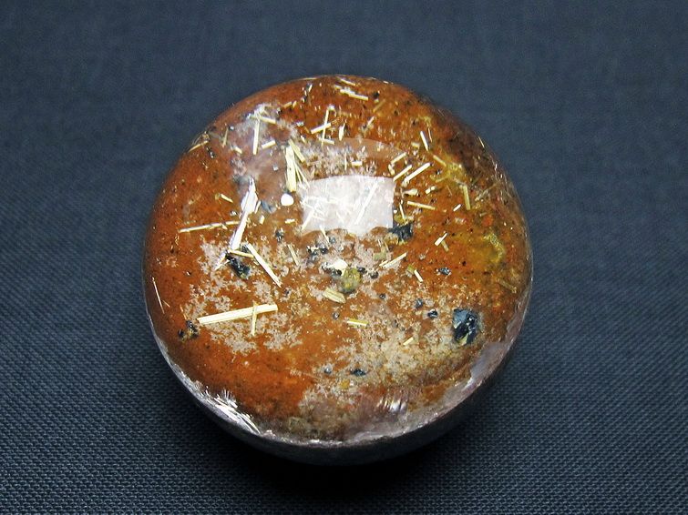 ゴールドタイチンルチル入り 水晶 丸玉 34mm [t637-4644] 2枚目