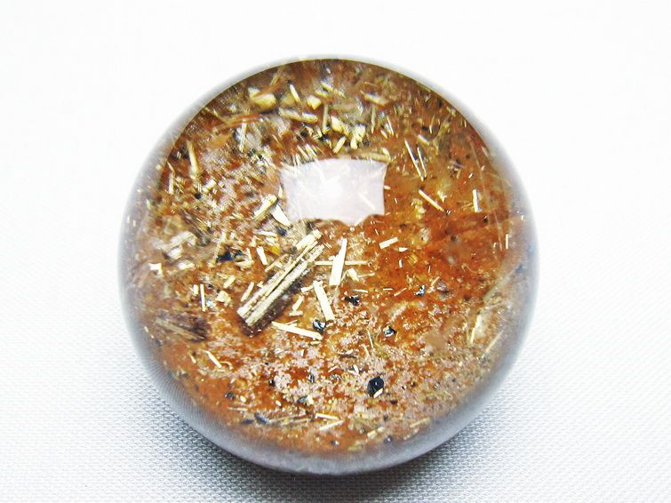 ゴールドタイチンルチル入り 水晶 丸玉 35mm [t637-4657] 1枚目