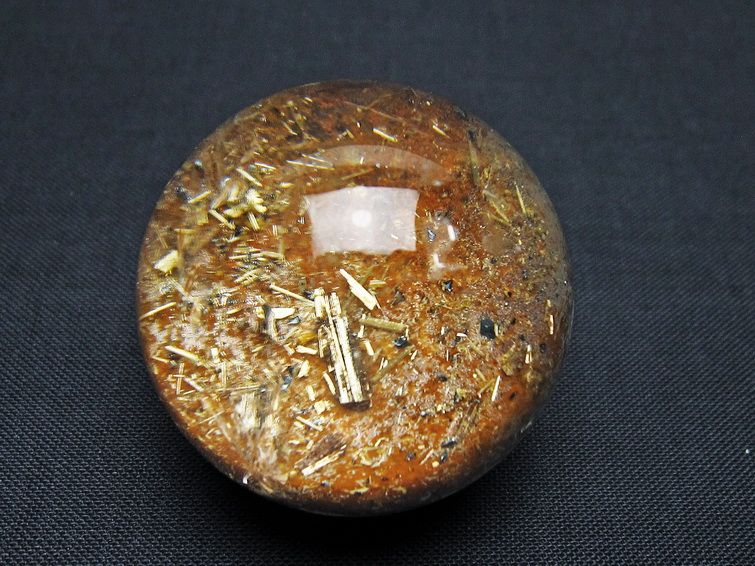 ゴールドタイチンルチル入り 水晶 丸玉 35mm [t637-4657] 2枚目